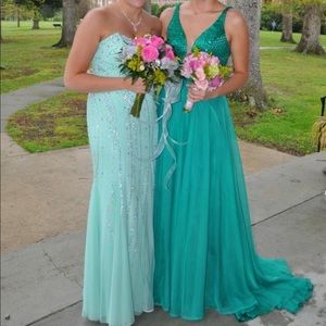 emerald green prom dress